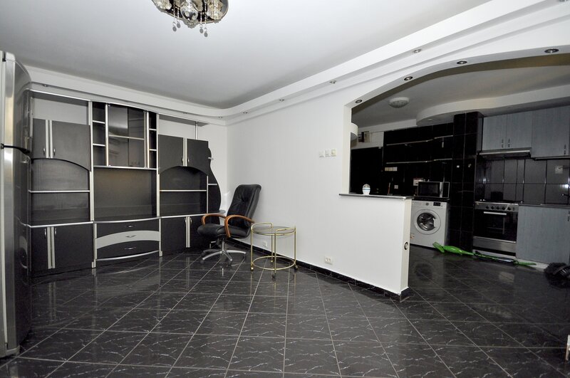 Drumul Taberei metrou Valea Ialomitei apartament 3 camere, centrala proprie